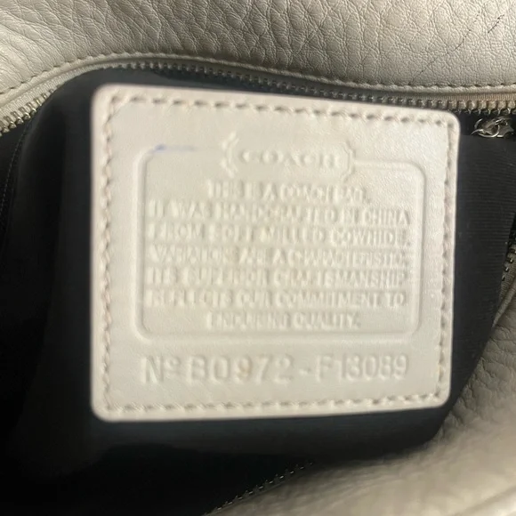 Coach White and Black Leather Tote Bag F13089 - Picture 6 of 7